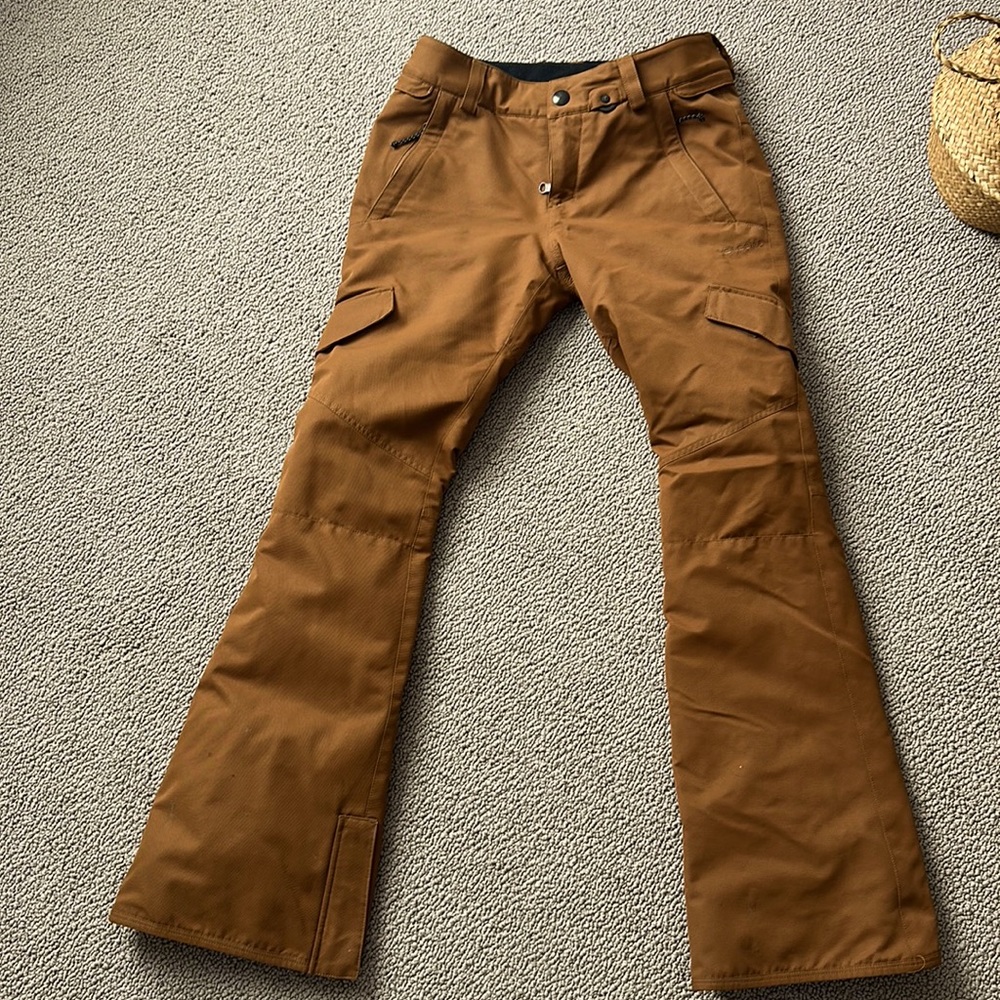 Volcom ski and snowboard pants size xs